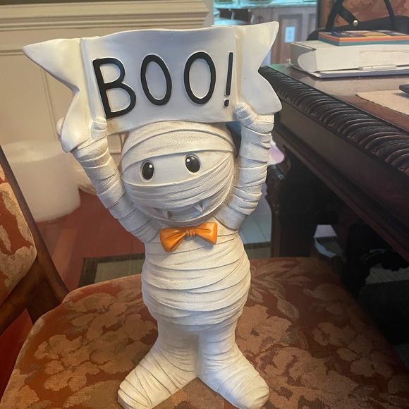 Other - Mummy with boo sign